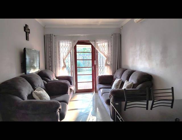 3 BEDROOM PROPERTY TO RENT IN ESCOMBE